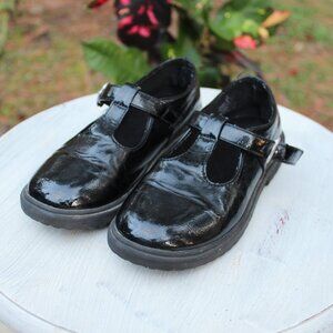 Black T-strap Mary Jane( school shoes) size 1 youth girl